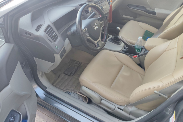 本田 思域 2012款 1.8L 手动舒适版中控内饰7003