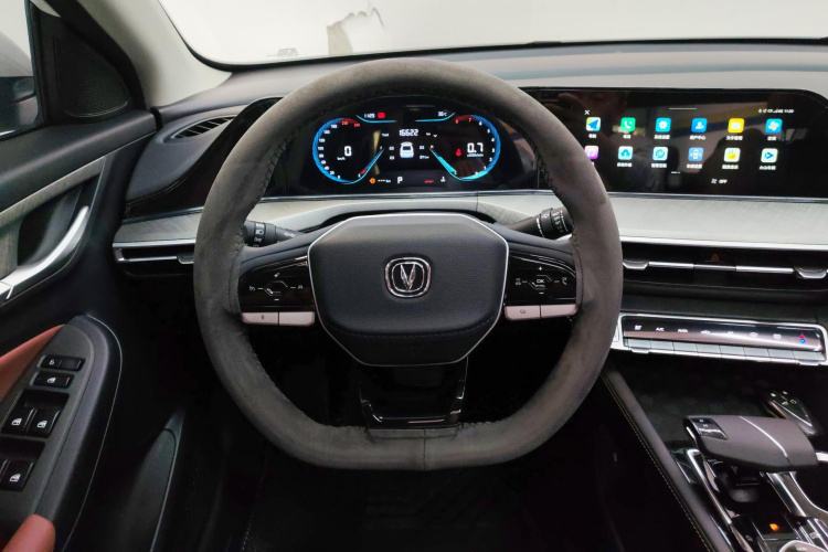 长安 逸动 2023款 畅享版 PLUS 蓝鲸NE 1.4T GDI DCT尊贵版中控内饰13