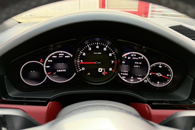 保时捷 2023款 Cayenne Coupé 3.0T 铂金版局部细节14