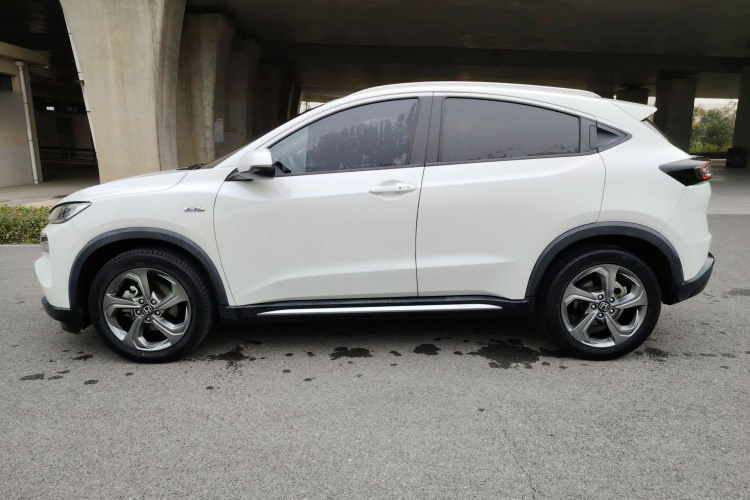 思铭 东风本田M-NV 2021款 尚逸版车身外观4