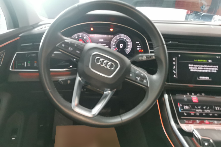奥迪Q7 2020款 55 TFSI quattro S line运动型中控内饰13