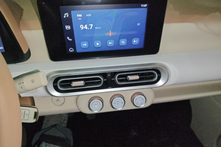 五菱汽车 宏光MINIEV 2024款 第三代 170km局部细节16