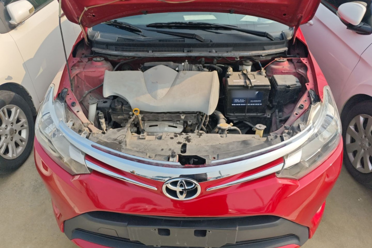 丰田 威驰 2014款 1.5L 自动智臻版机舱底盘24