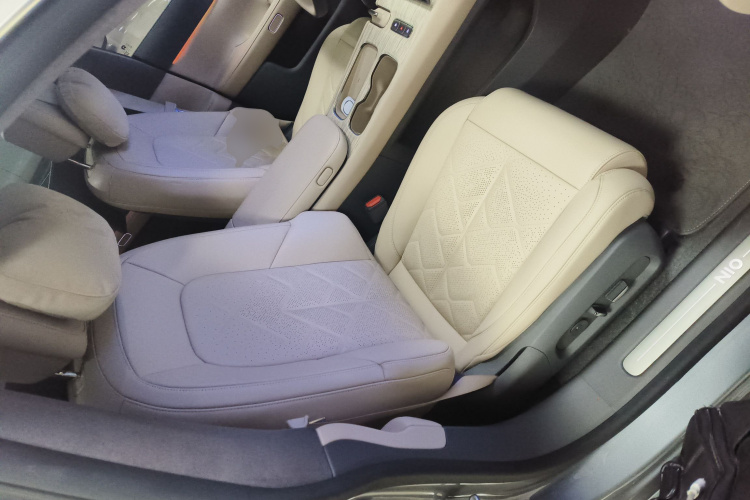 蔚来ET7 2024款 75kWh 行政签名版局部细节41