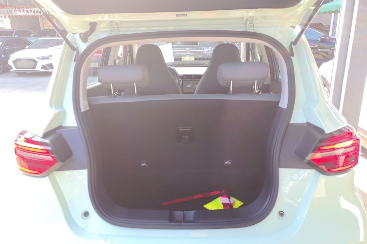 零跑汽车 零跑T03 2024款 403舒享版机舱底盘23