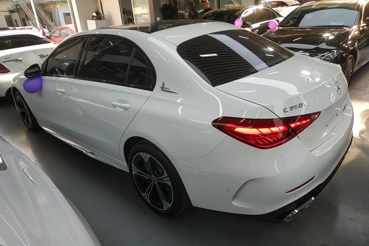 奔驰C级 2022款 C 260 L 皓夜运动版车身外观6003
