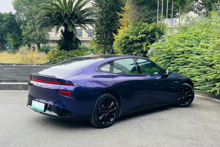 小鹏P7 2020款 670N车身外观6004