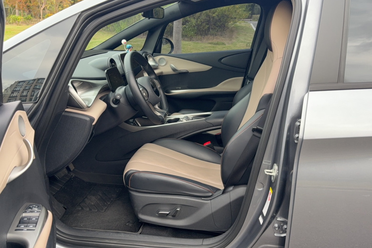 比亚迪 海豚 2023款 420km 自由版局部细节19