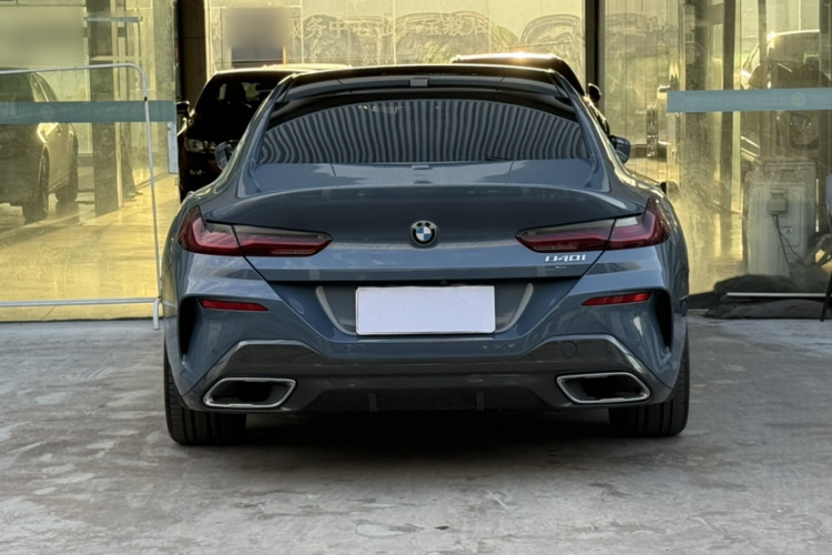 宝马8系 2021款 改款 840i 四门轿跑车 M运动套装车身外观6004