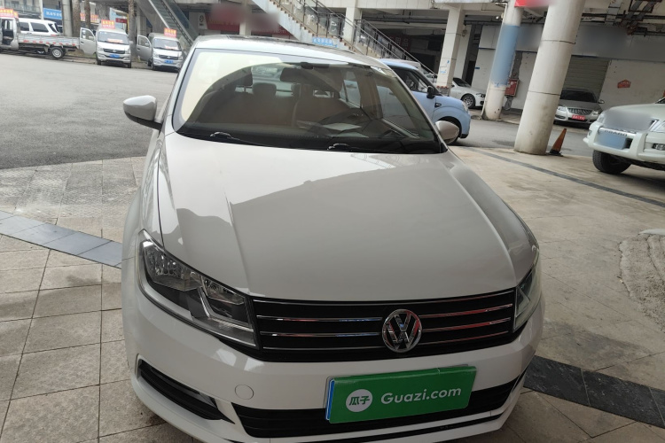 大众 桑塔纳 2016款 1.6L 自动舒适版车身外观2