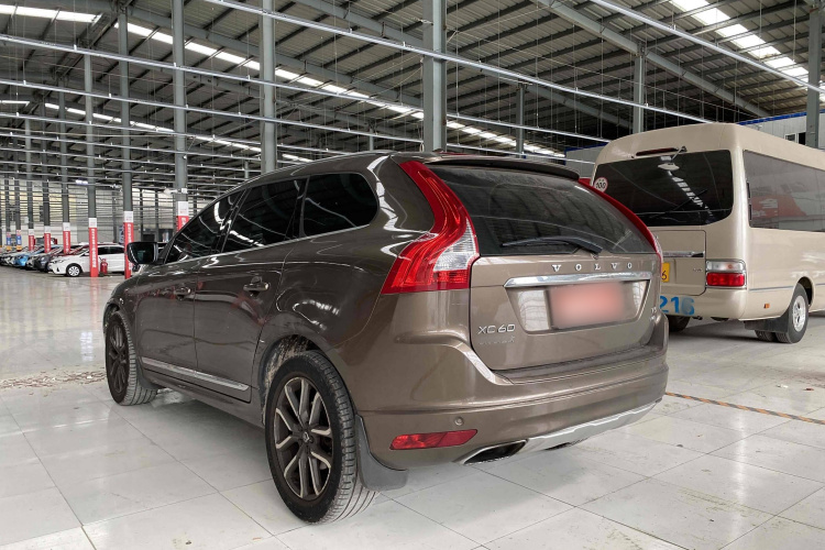 沃尔沃XC60 2015款 T5 AWD 智驭版车身外观6003