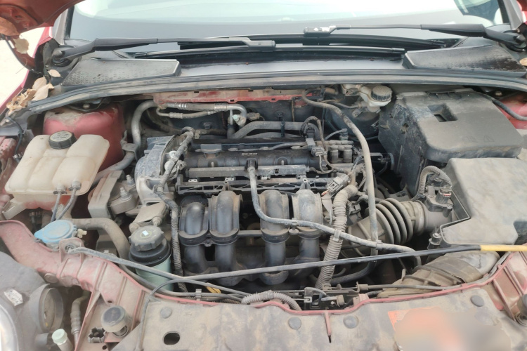 福特 福克斯 2012款 三厢 1.6L 自动风尚型机舱底盘24