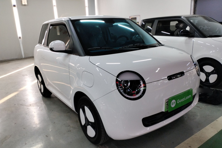 长安启源 长安Lumin 2023款 301km 蜜沁款车身外观3