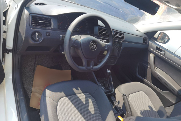 大众 桑塔纳 2019款 1.5L 自动风尚版 国VI中控内饰7007