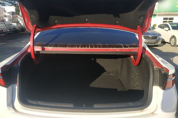 吉利汽车 星瑞 2021款 2.0TD 豪华型机舱底盘23