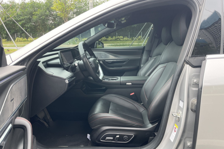 小鹏P7 2023款 P7i 702 Pro中控内饰7004