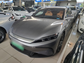 比亚迪 汉 2022款 EV 创世版 610KM四驱尊享型