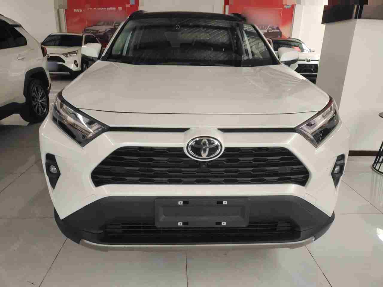 临汾二手丰田RAV4荣放2023款，花小钱办大事的商务排面之选？