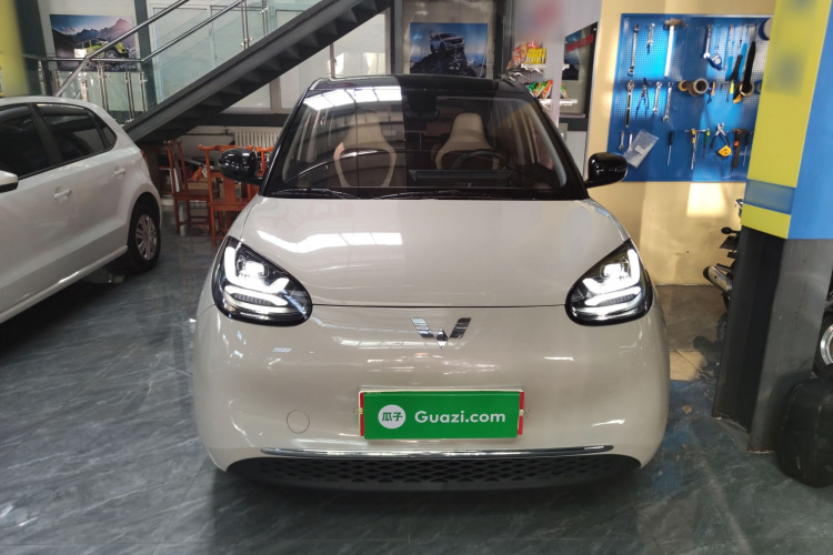 五菱汽车 五菱缤果 2023款 333km 悦享+款车身外观2