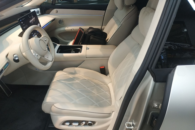 鸿蒙智行 享界S9 2024款 纯电 Ultra 四驱旗舰版中控内饰19