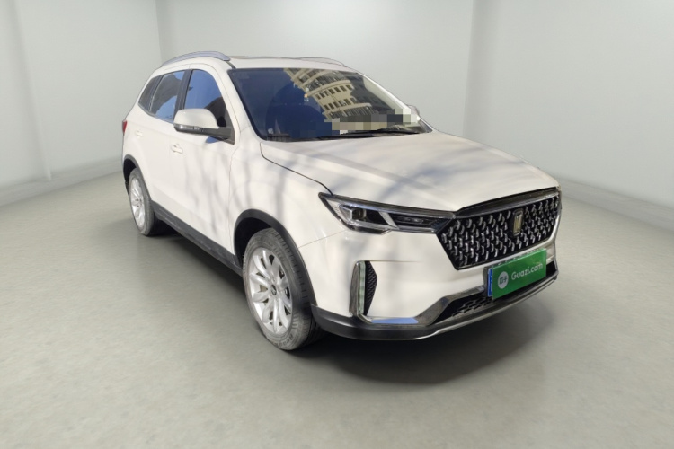 奔腾T33 2019款 1.6L 自动豪华型 国V车身外观3