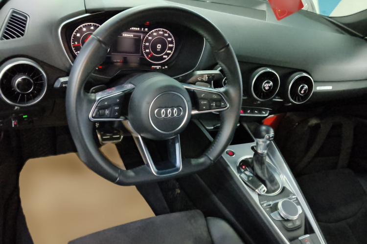 奥迪TT 2017款 TT Coupe 45 TFSI局部细节13