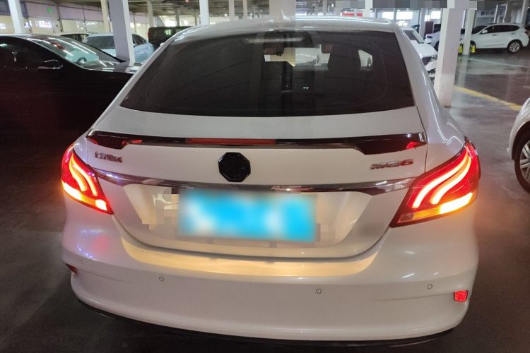 名爵 MG6 2019款 20T 自动星辉版车身外观6