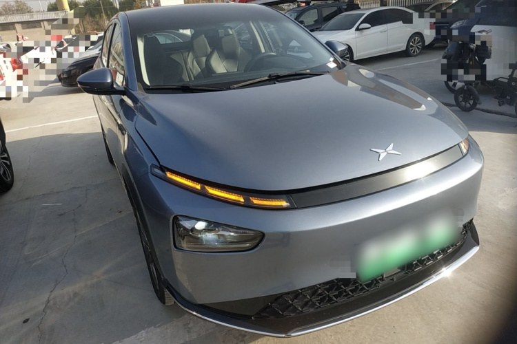 小鹏G3 2022款 G3i 520G+车身外观3