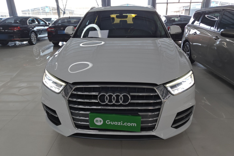 奥迪Q3 2017款 30 TFSI 风尚型车身外观2