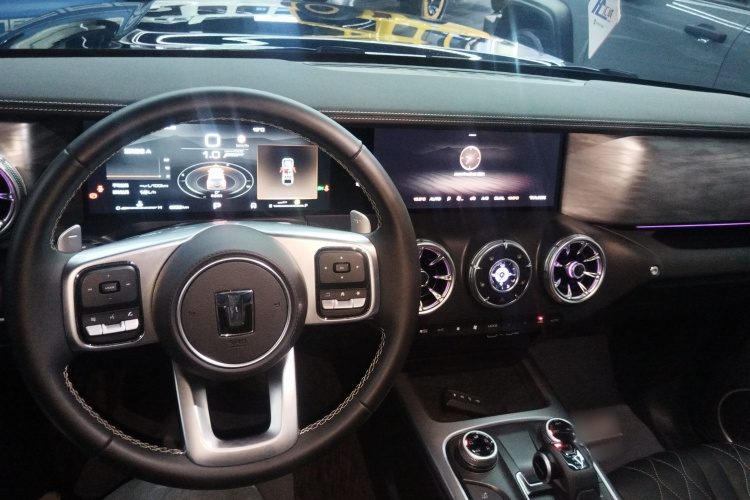 坦克300 2024款 2.0T 挑战者中控内饰7002