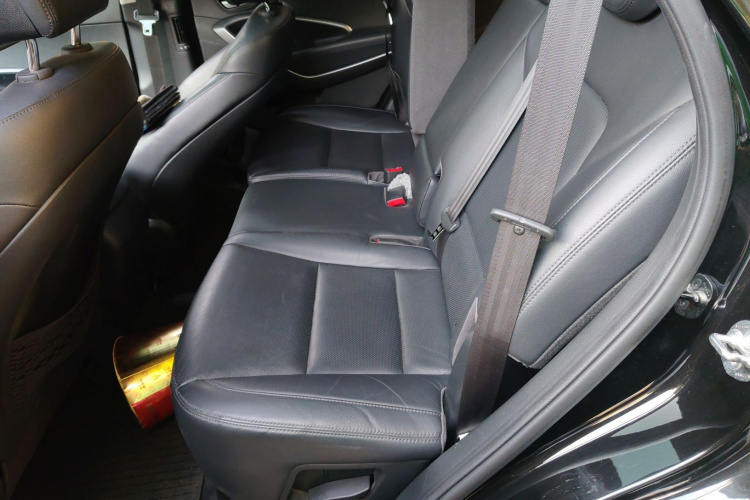 现代 胜达 2015款 2.4L 自动两驱智能型 5座中控内饰21