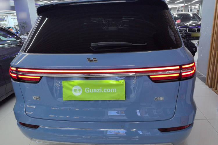 理想汽车 理想ONE 2021款 增程6座版车身外观6004