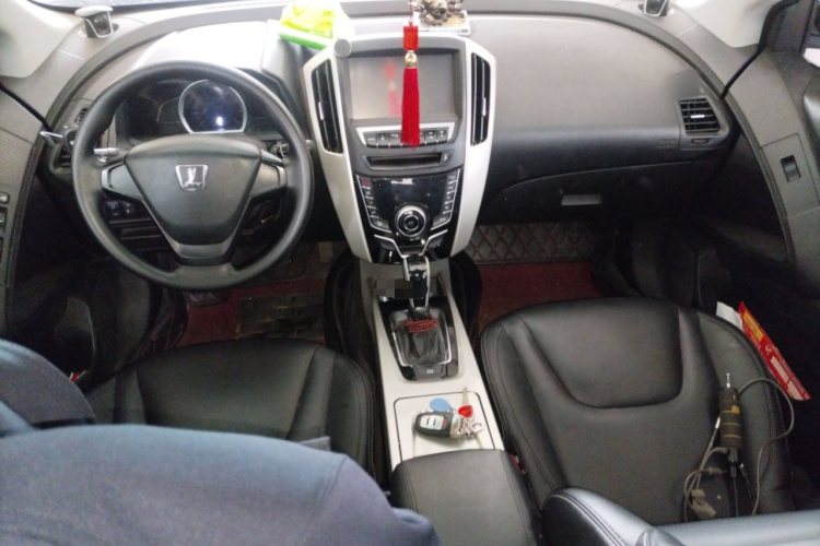 纳智捷 优6 SUV 2016款 1.8T 风尚超值型中控内饰12