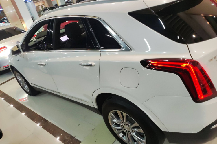 凯迪拉克XT5 2021款 2.0T 两驱豪华型车身外观6003