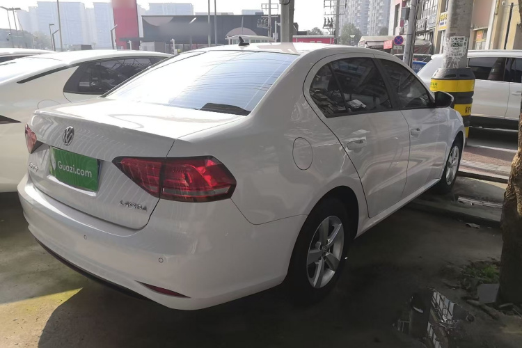 大众 2019款 朗逸启航 1.5L 自动风尚版 国VI车身外观7