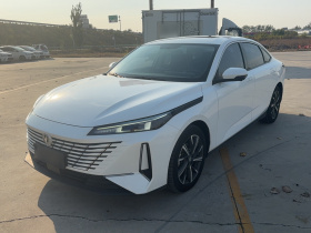 长安 逸动 2024款 1.5T GDI自动 尊贵型