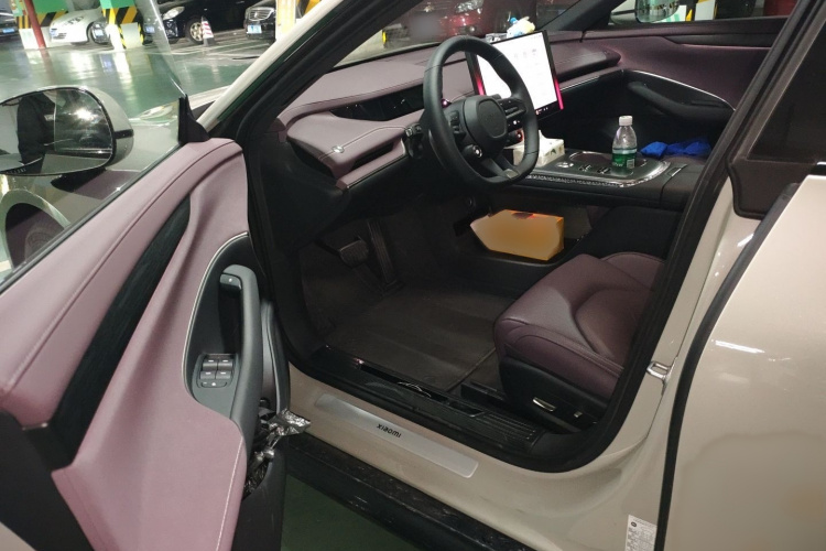 小米汽车 小米SU7 2024款 后驱超长续航高阶智驾Pro版中控内饰7003