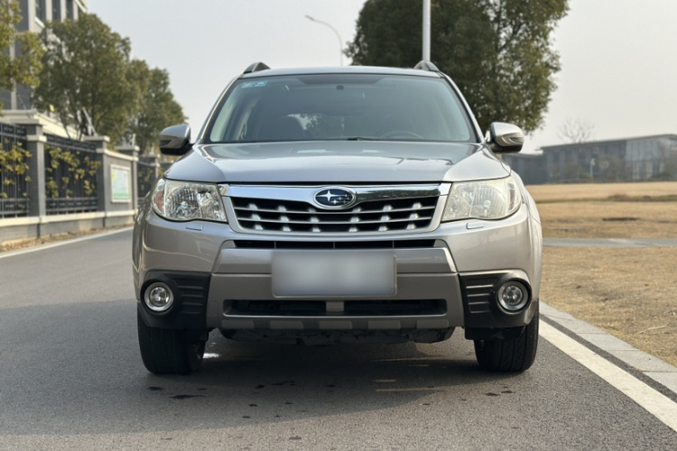斯巴鲁 森林人 2011款 2.5XS 自动豪华版车身外观6005