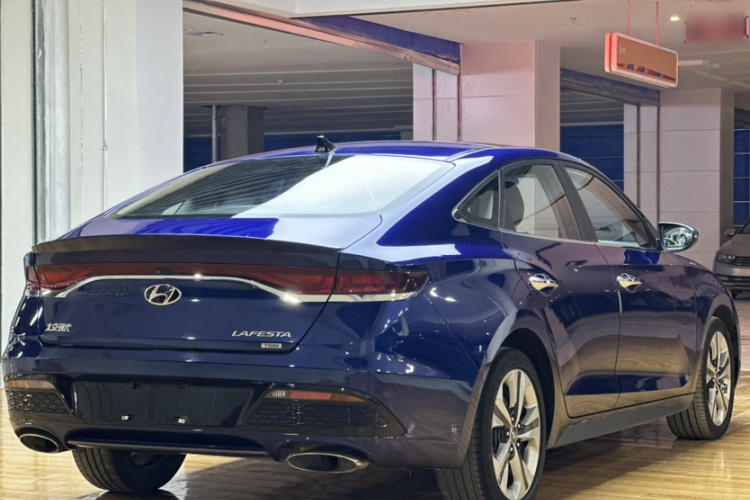 现代 菲斯塔 2019款 280TGDi 运动版 国VI车身外观6002