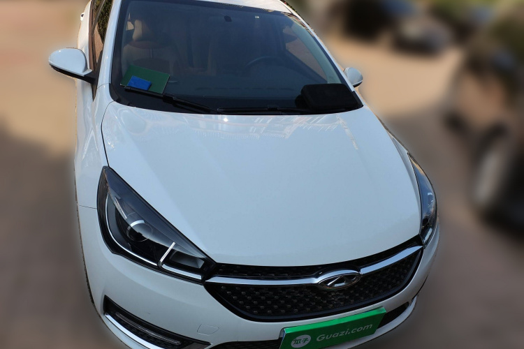 奇瑞 艾瑞泽5 2021款 PRO 1.5L CVT青春版车身外观6001