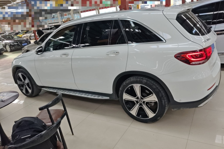 奔驰GLC 2021款 GLC 300 L 4MATIC 豪华型车身外观4