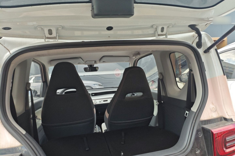 五菱汽车 宏光MINIEV 2022款 马卡龙时尚款 磷酸铁锂机舱底盘23