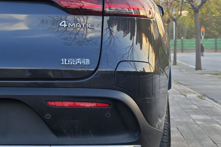 奔驰EQC 2022款 改款 EQC 400 4MATIC车身外观6008