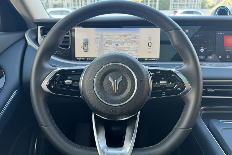 岚图汽车 岚图FREE 2024款 超长续航智驾版中控内饰7004