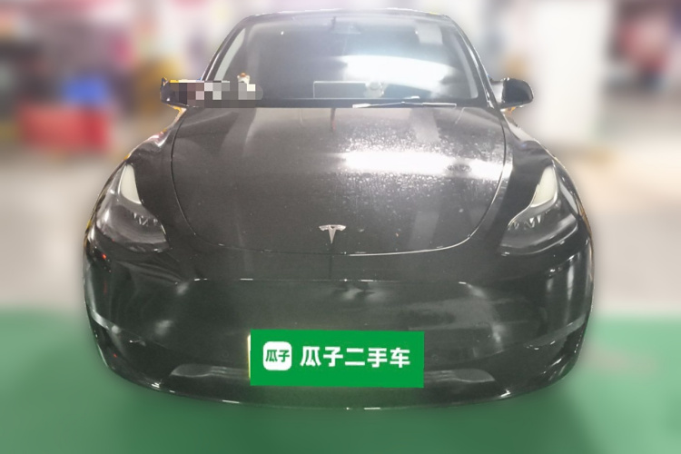 特斯拉 Model Y 2021款 标准续航后驱版车身外观2