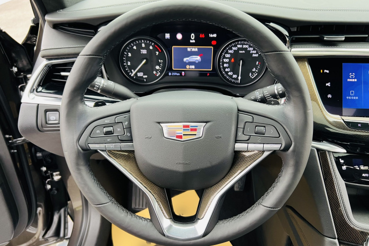 凯迪拉克XT6 2020款 28T 六座四驱铂金运动版中控内饰7011