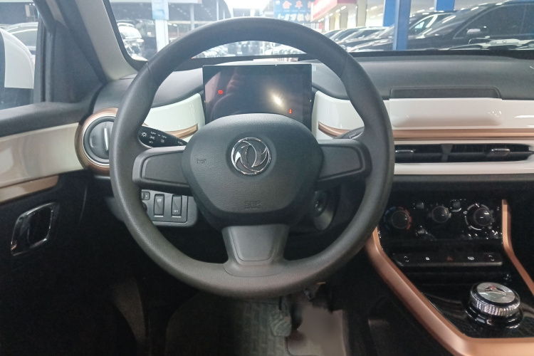 东风纳米EX1 2023款 PRO 轻风版闪电型局部细节13