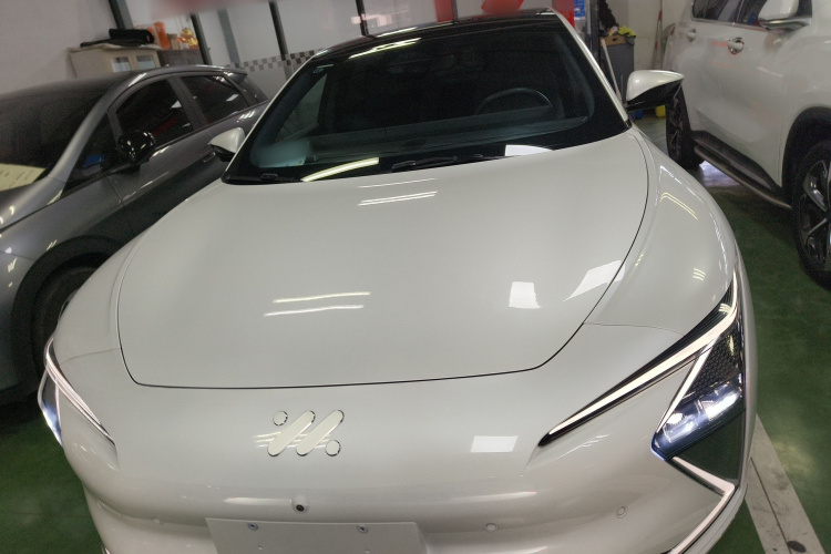 智己汽车 智己L7 2022款 Dynamic车身外观2