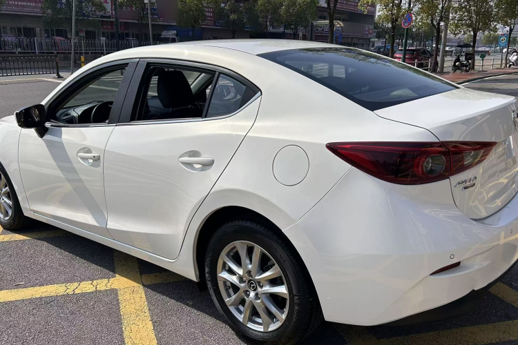 马自达3 昂克赛拉 2019款 云控版 三厢 1.5L 自动豪华型 国VI车身外观6007