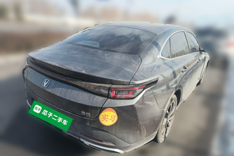 长安 逸动 2025款 蓝鲸 1.5T 500Bar尊贵型车身外观7